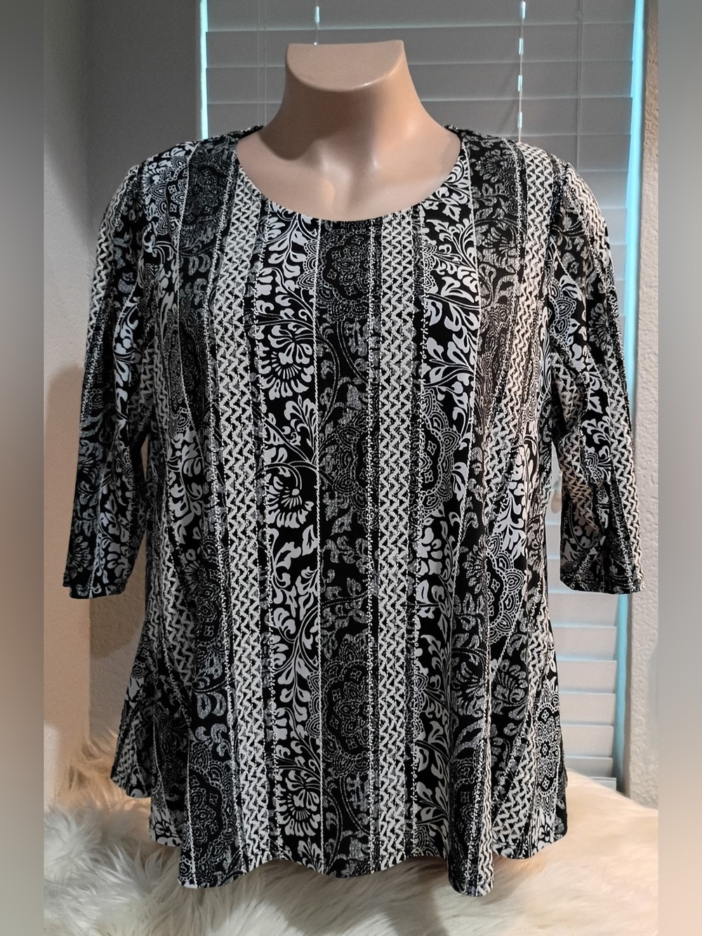 Roz & Ali Women’s 2X Top